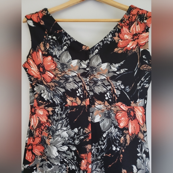 1960s Windsor dress and matching cropped jacket - Picture 11 of 16